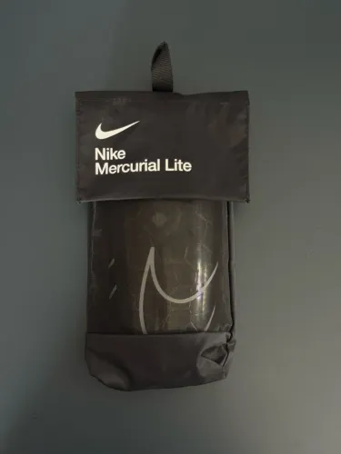Caneleira Futebol Nike Mercurial Lite