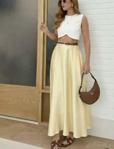 Saia de cetim, ponta de estoque, promoção, roupas novas