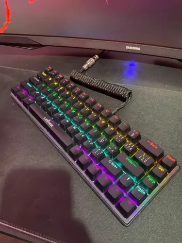 Teclado Gamer LEHMOX Mecânico 65% Switch Vermelho