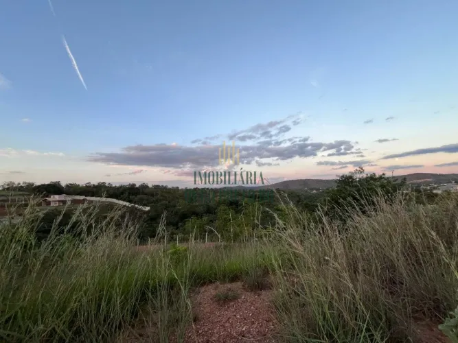 Lote/Terreno para comprar com 360m² em condomínio fechado