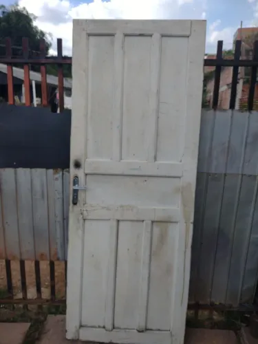 porta externa leia o anúncio antes de manda msg obrigado...