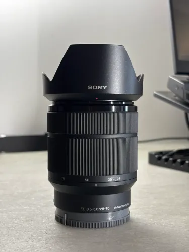 Lente Sony FE 28-70 f3.5/5.6