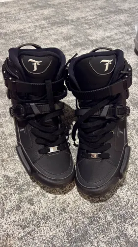 Bota Patins Traxart kustom carbono new