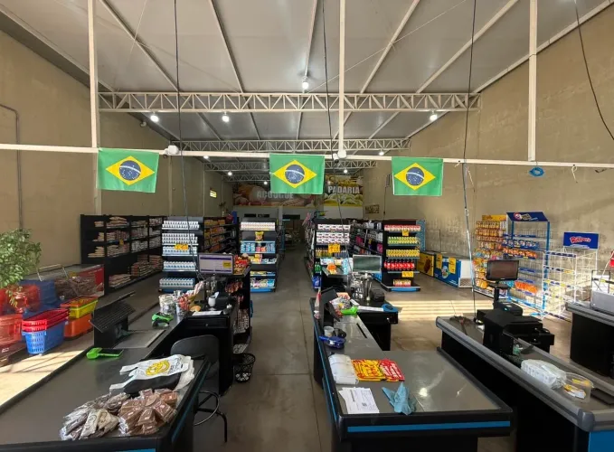 VENDO SUPERMERCADO SENADOR CANEDO