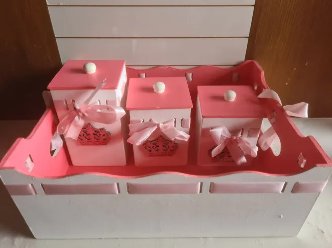 Kit higiene bebê menina