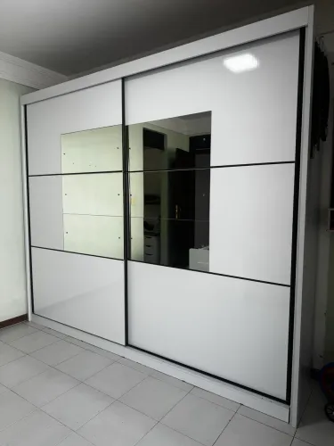 Guarda Roupas 2,30ax2,69l - Usado