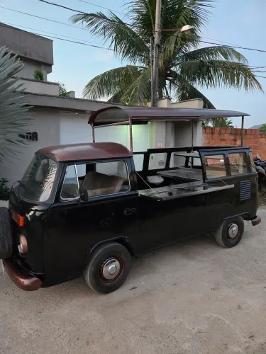 Volkswagen Kombi Standard/ Luxo/ Serie Prata 1983