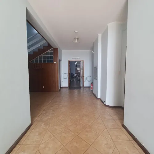 Sala para alugar em Valinhos, Vila Martina, com 150 m²