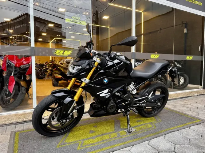 BMW G 310 R