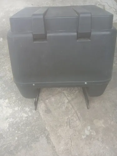 Baú para moto 80 litros.