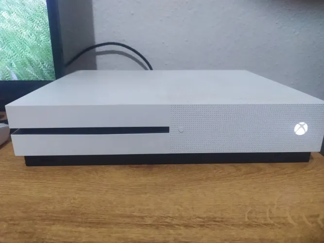 Xbox One S 1T De Armazenamento