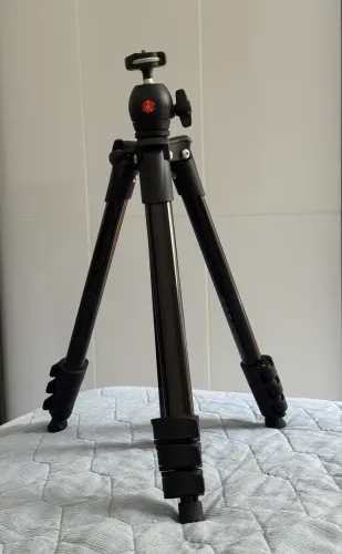 Tripé Manfrotto c/ ball head
