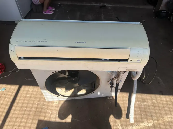 Vendo ar condicionado Samsung 12 mil btus inverter