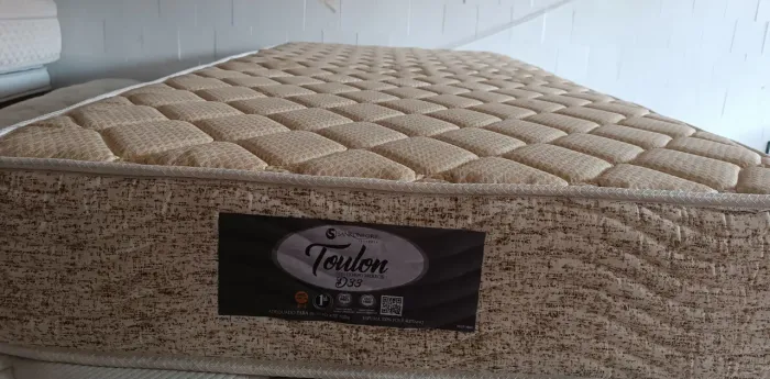 Colchão solteiro espuma ? novo