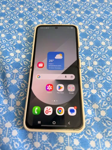 Samsung Z Flip 6