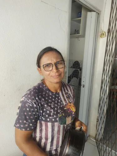Serviços domésticos, babá, e cuidadora
