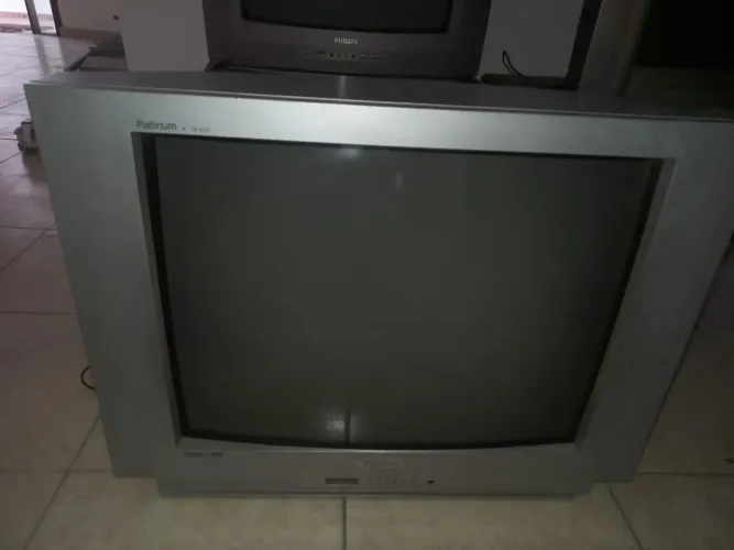 TV LG 32 POLEGADAS COM CONTROLE