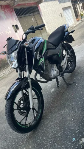 Disponível para Aluguel CG Titan 160