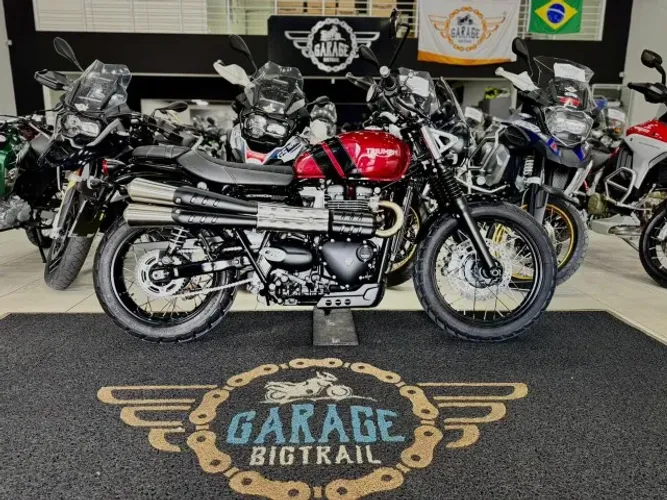 TRIUMPH SCRAMBLER 900