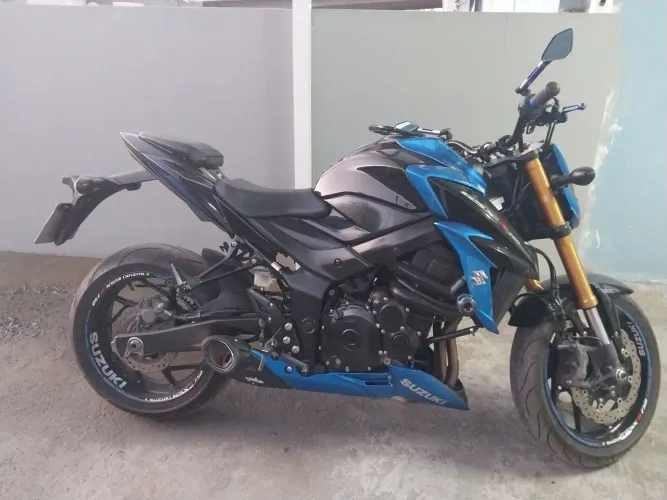 Gsxs 750