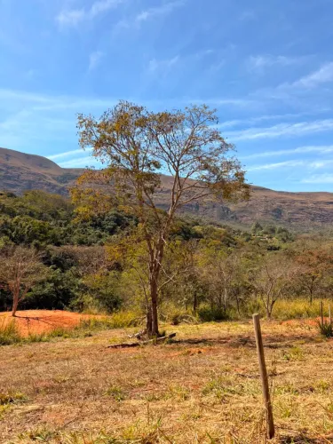 Lote exclusivo no Condomínio Vila Brisas da Serra, em Brumadinho.