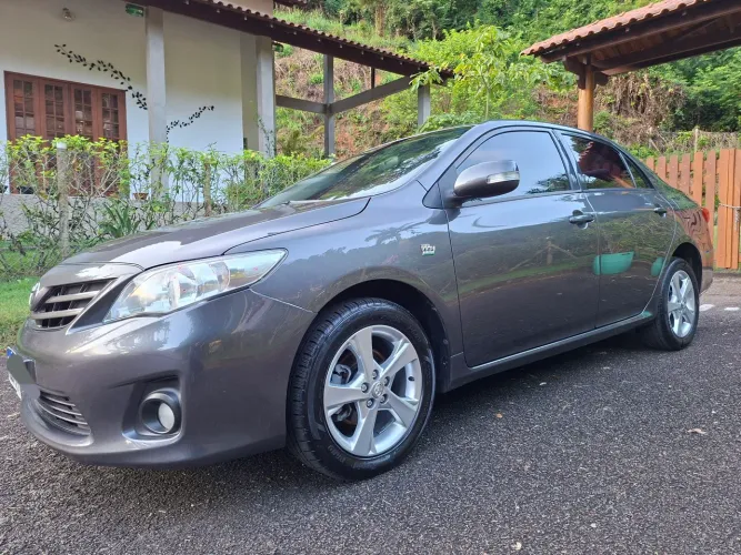 Toyota Corolla XEI 2.0 Flex 16V Aut. 2013