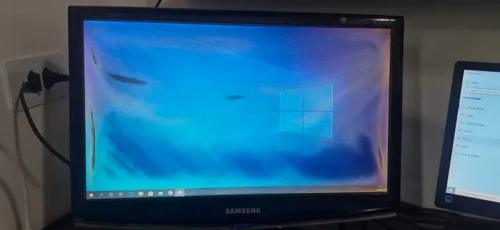 Monitor TV Samsung SyncMaster 2033M 20? - Com Defeito / Para Reparo