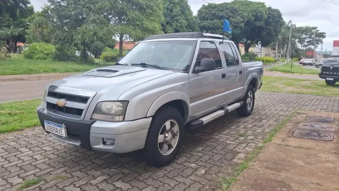 Chevrolet S10 P-up Executive 2.4 MPFI F.power CD 2010