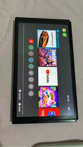 Nintendo Switch OLED - Bundle Mario Kart 8 Deluxe (Branco)