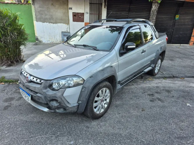 Fiat Strada Adventure1.8/ 1.8 Locker Flex CD 2016