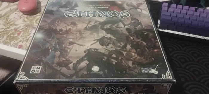 ETNHOS - 1ª EDIÇÃO - CONCLAVE JOGOS - JOGO DE TABULEIRO (USADO)