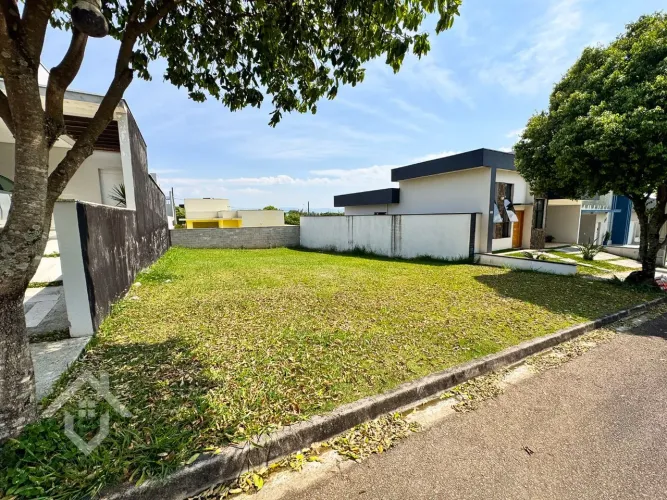 Terreno à Venda no Condomínio Terras do Vale em Caçapava - SP
