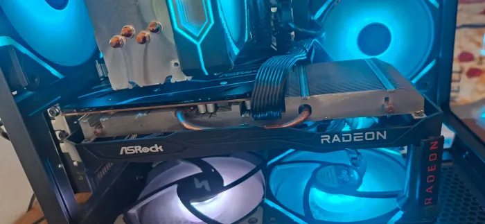 VENDO RX6600 NOVISSIMA !!!