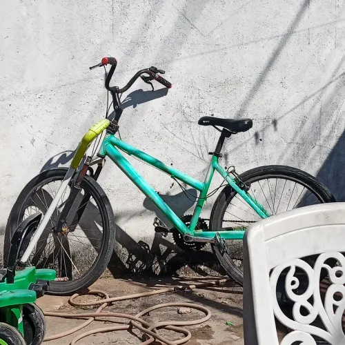 Vendo uma bicicleta
