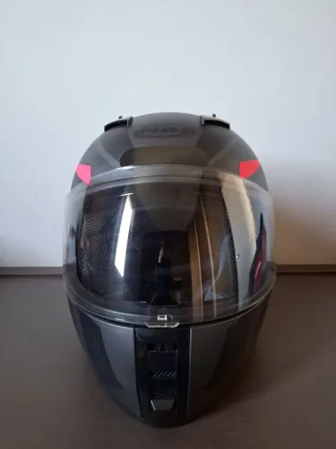 Capacete feminino