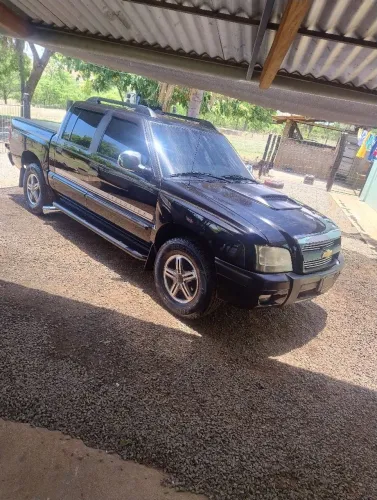 Chevrolet S10 Pick-up Exec. 2.8 4X4 CD TB Int.dies 2003