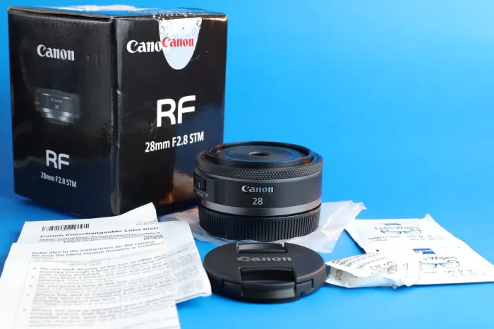 Canon RF 28mm STM Pancake 