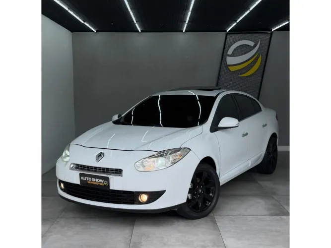 Renault Fluence Sedan Privilège 2.0 16V Flex AUT 2013