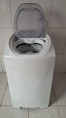 Máquina de lavar roupas Electrolux 7 kilos funcionando perfeitamente (Entrego)