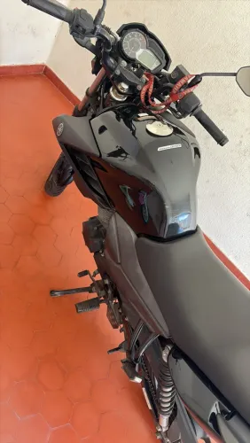 Fazer 150 - pneus novos