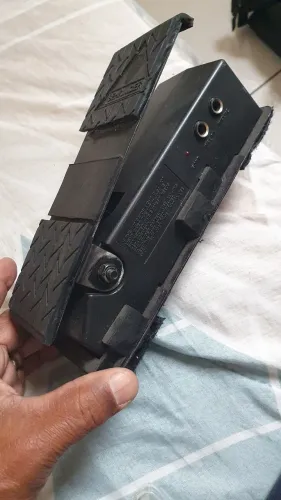 Pedaleira de volume