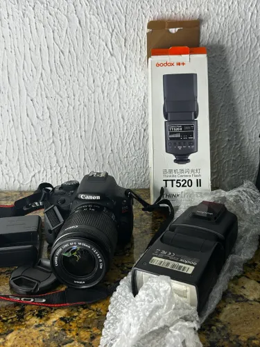 Canon SL1 (100D) + Lente + Flash Godox | Kit Completo