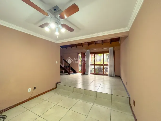 Casa em Condomínio com 3 quartos no bairro Ipanema.