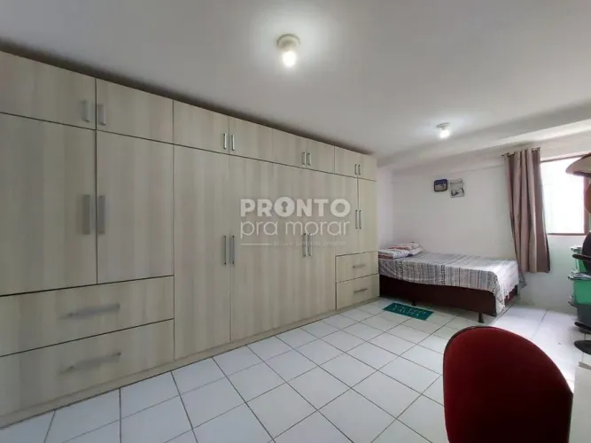 Apartamento com 4 quartos em Pina