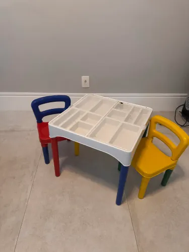 Mesa infantil