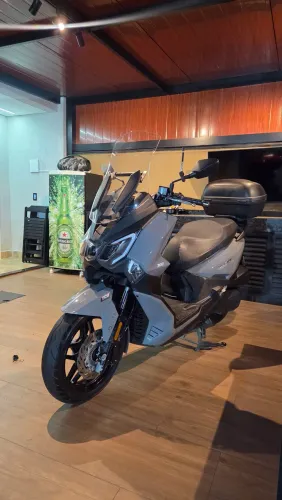 Dafra Joyrider 300 ano 2025 - Muito nova.