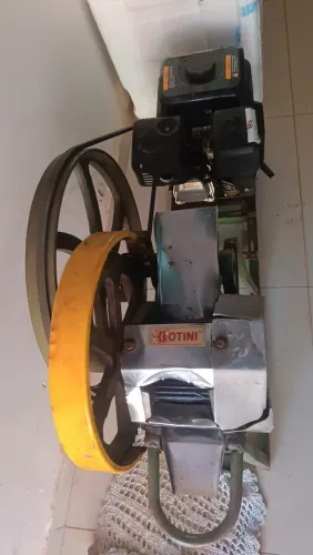 Moedor de cana com engenho