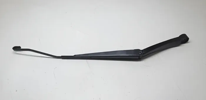 Braço Limpador Parabrisa Diant Esq Nissan Versa 2014 15 A 19 