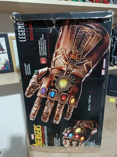 Luva do infinito Thanos eletronico