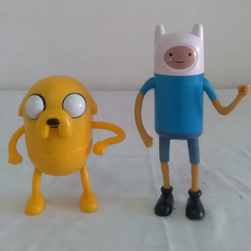 Conjunto de bonecos Finn e Jake (Hora de Aventura)